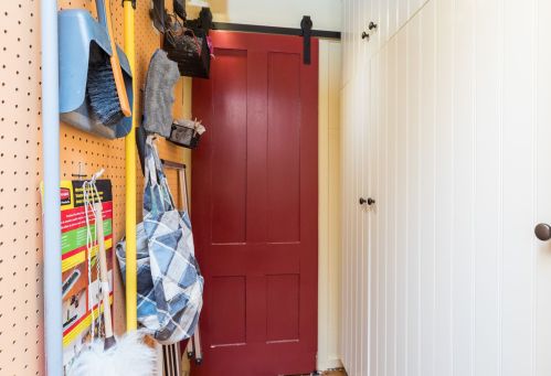 23 Hl St, Dover NH 03820-3111 exterior