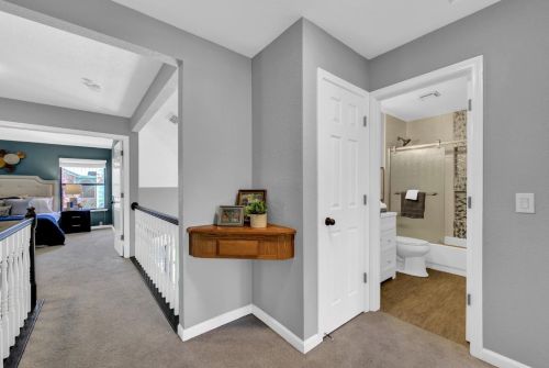 120 Hazelmere Dr, Folsom CA 95630-5522 exterior