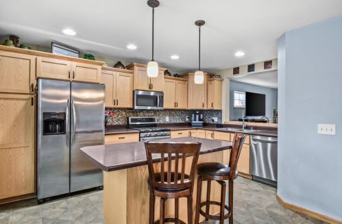 513 Apollo Way, Madison WI  53718-2901 exterior