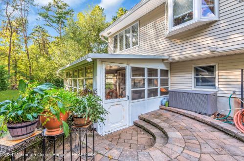 442 Frank Applegate Rd, Jackson Twp NJ 08527-2454 exterior