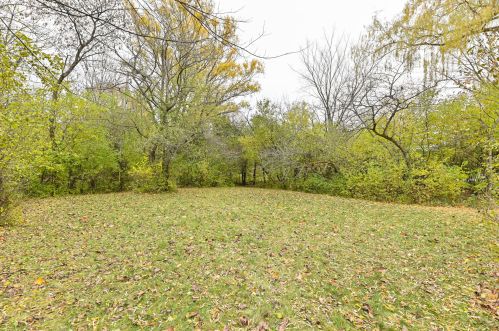 4870 37th St, Milwaukee WI  53221-2570 exterior