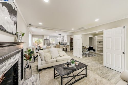 1946 6th St, Concord CA  94519-2216 exterior