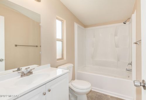 8434 Alice Vail Ln, Tucson AZ  85736-1809 exterior