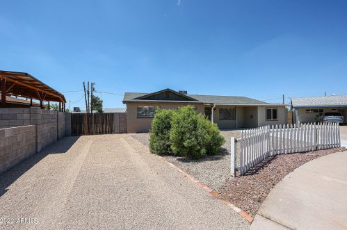 11820 33rd Cir, Phoenix AZ  85029-3209 exterior