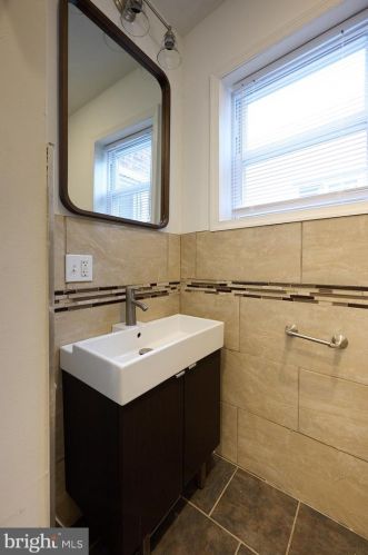 1524 29 St, Philadelphia PA 19132-3406 exterior