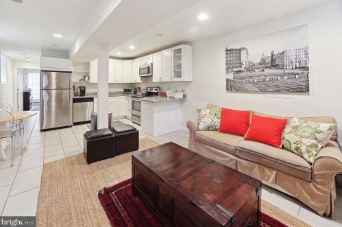 421 11 St, Washington DC 20002-6121 exterior