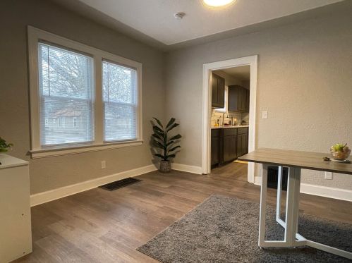 860 Mangin Ave, Meskegon MI  49442-5117 exterior