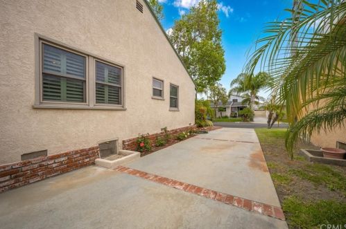 13809 Ibbetson Ave, Bellflower CA 90706-2522 exterior