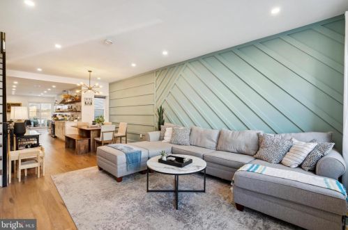 1937 5th St, Philadelphia PA  19122-2135 exterior