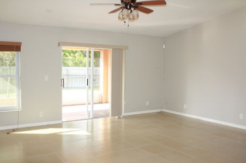 1146 Kalevala Dr, Fort Pierce FL 34953-6810 exterior