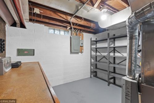 2083 Floral Dr, Saint Paul MN 55110-3849 exterior