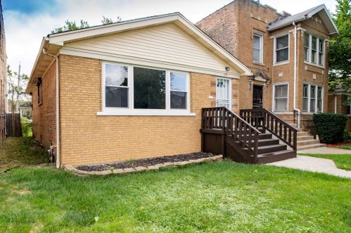 9539 Forest Ave, Chicago IL  60628-1405 exterior