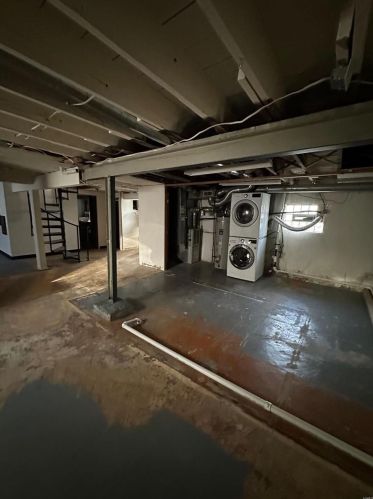 1406 Dammert Ave, Saint Louis MO 63125-1211 exterior