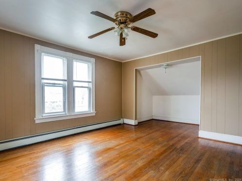 278 Main St, Torrington CT 06790-5664 exterior