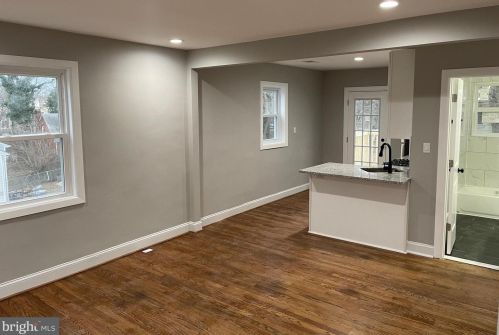 273 56th Pl, Washington DC  20019-6704 exterior