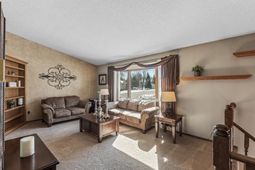 2219 Heath Ave, Saint Paul MN 55128-5001 exterior