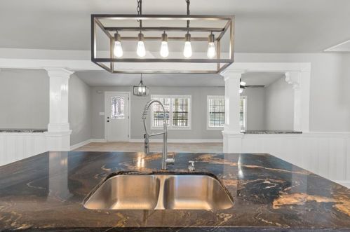 484 Dot Dr, Atlanta GA 30349-2703 exterior