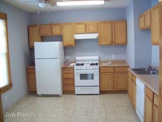 1064 Magnolia Ave, Saint Paul MN  55106-3336 exterior