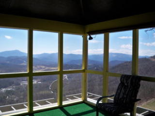 490 Howards Knob Rd, Boone, NC 28607-7549