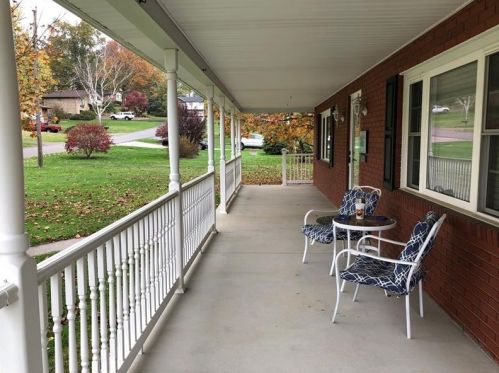 5129 Leroy Dr, Gibsonia PA 15044-8102 exterior