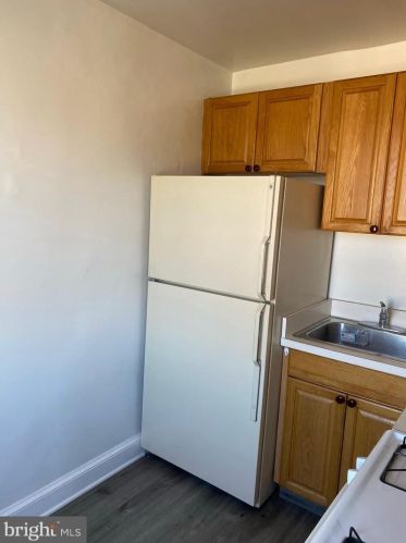 1400 Greeby St, Philadelphia PA 19135-2604 exterior