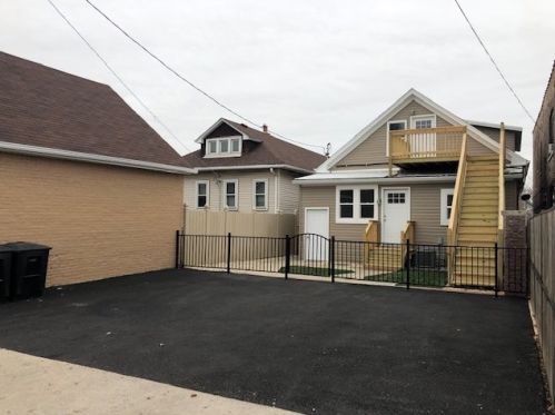 5940 63rd Pl, Chicago IL  60638-5416 exterior