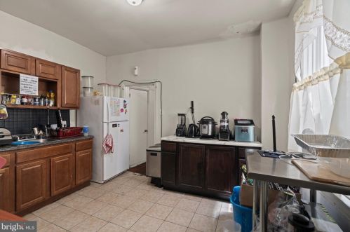 128 58 St, Philadelphia PA 19131-4110 exterior