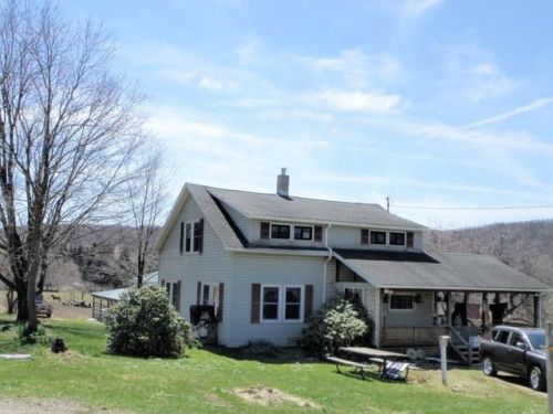 20400 Spartansburg Hwy, Corry, PA 16407-7532