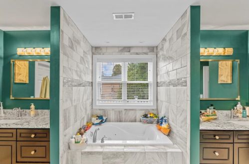 142 Lexington Ave, Providence RI 02904-4413 exterior