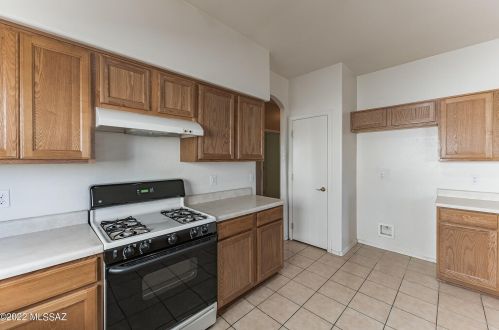 3538 Drexel Manor Stra, Tucson AZ  85706-1985 exterior