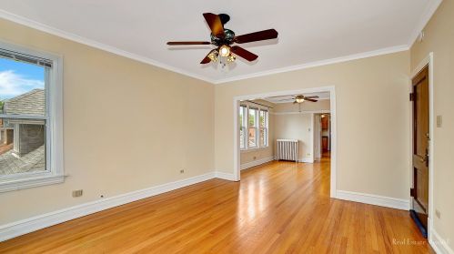 5442 Ludlam Ave, Chicago IL 60630-1413 exterior