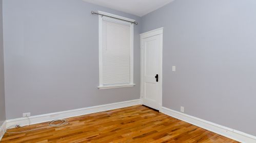 1511 67 Pl, Chicago IL 60637-4832 exterior