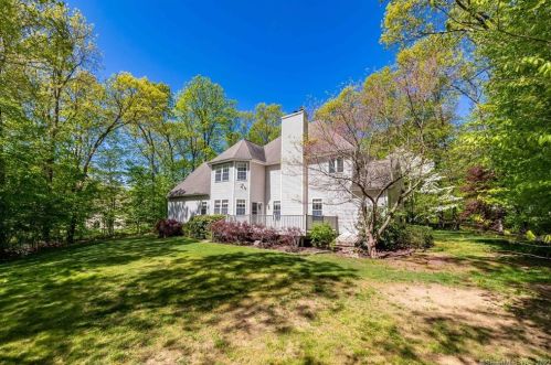 14 Chauncey Dr, Seymour CT 06478-1261 exterior