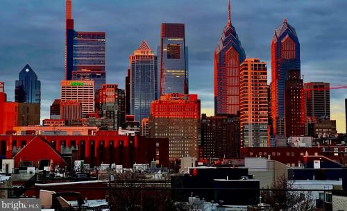 1814 Catharine St, Philadelphia PA  19146-1835 exterior