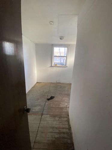 406 West Ave, Turlock CA  95380-5364 exterior