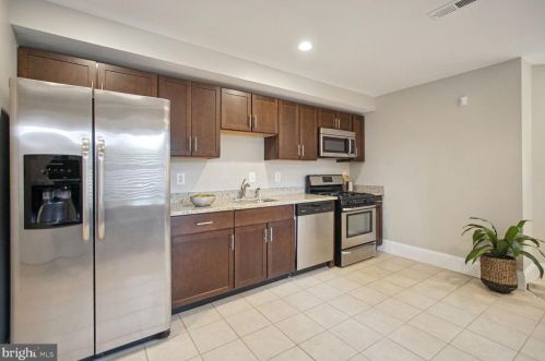 623 6 St, Washington DC 20024-2693 exterior