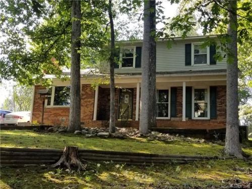 3717 Pinecrest Dr, Gastonia, NC 28056-8474