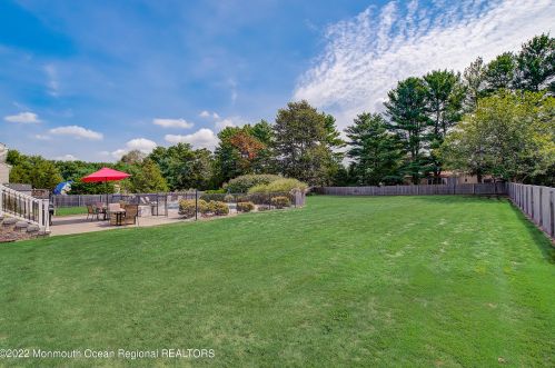 5 Hummingbird Way, Jackson Twp NJ exterior