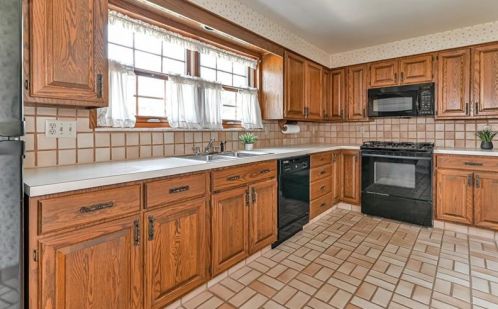 461 Olive St, Pittsburgh PA 15237-4886 exterior