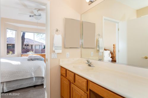 7655 Summer Scene Dr, Tucson AZ  85743-5184 exterior