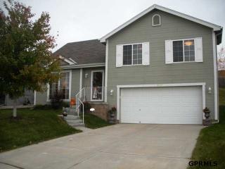 3122 150th St, Omaha, NE 68116-8186