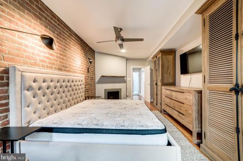 527 Wilkes St, Alexandria VA  22314-3723 exterior