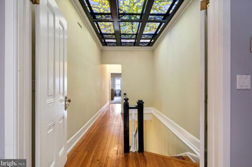 2010 Hillyer Pl, Washington DC 20009-1006 exterior