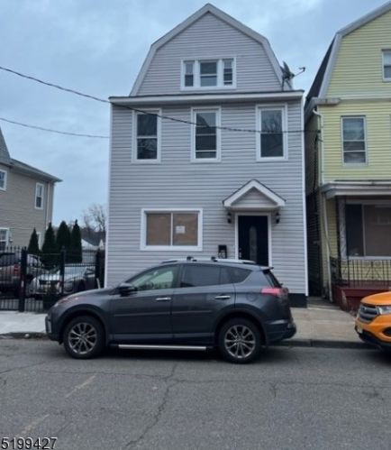 46 Newton Pl, Irvington NJ  07111-1408 exterior