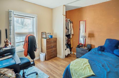 25 Elm St, Grand Rapids MI 49507-2411 exterior