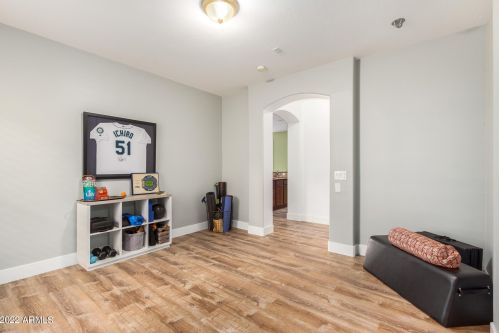 2320 Bowker St, Phoenix AZ 85040-3481 exterior