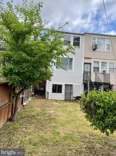 1348 Quincy St, Washington DC 20018-3061 exterior