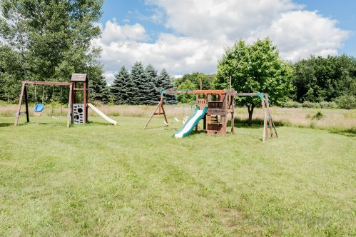 2979 Wiersma, Cedar Springs MI 49319-8660 exterior