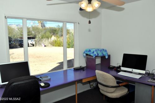 4114 Monte Vis Dr, Tucson AZ 85712-5516 exterior