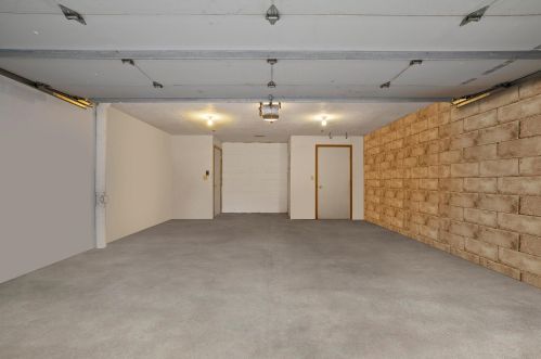 7850 Harwood Ave, Milwaukee WI  53213-2561 exterior